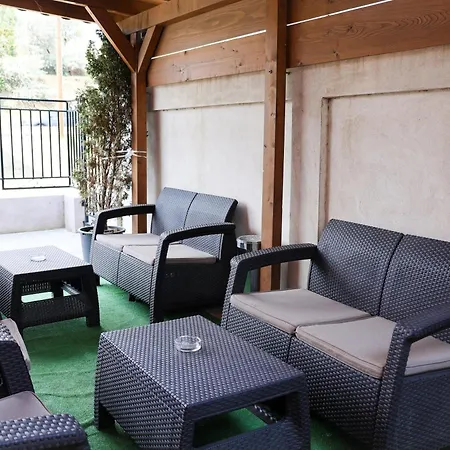Summer Rest 3*