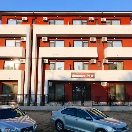 Summer Rest בית הארחה